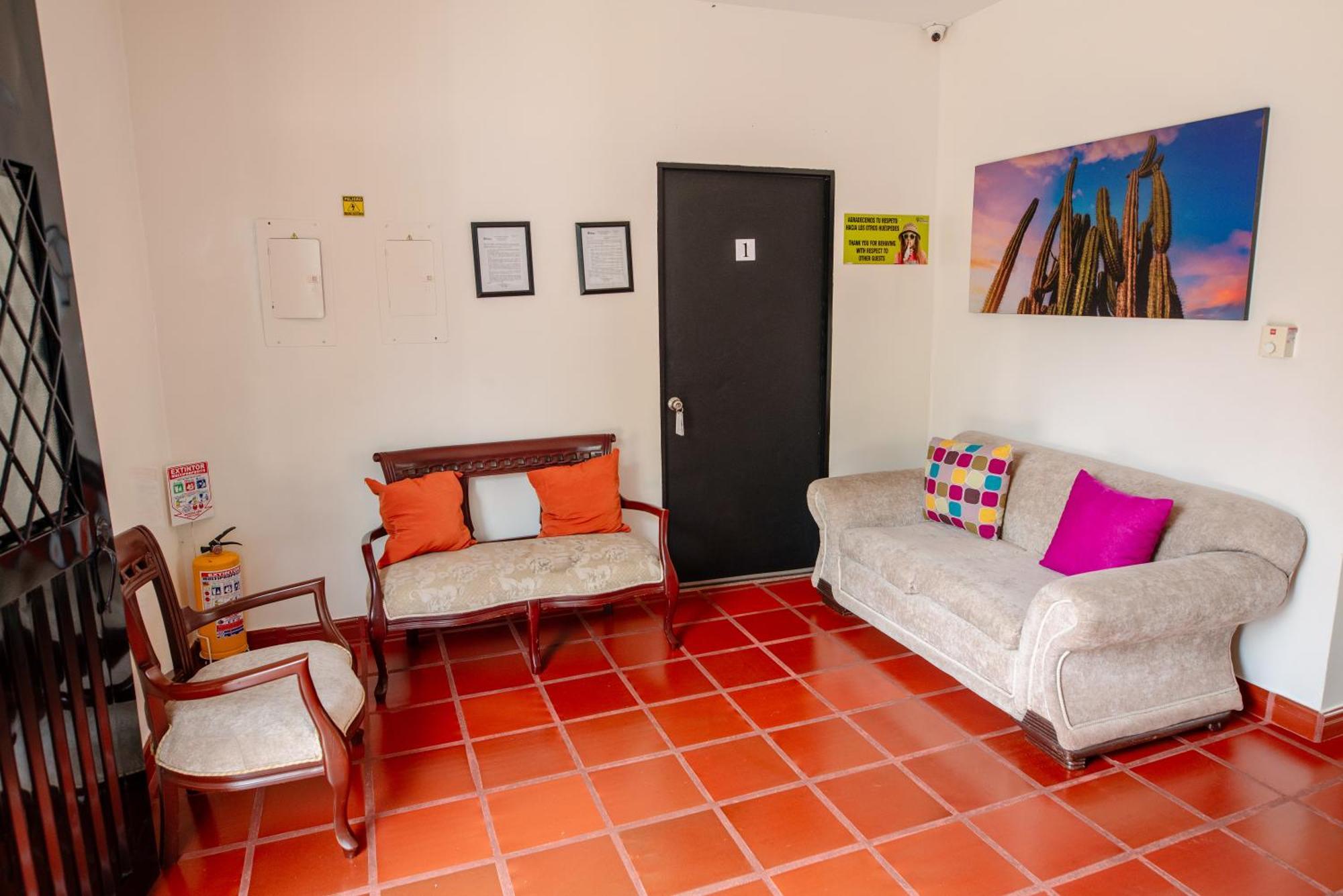 Hotel Villa Paraiso Villavieja Kültér fotó