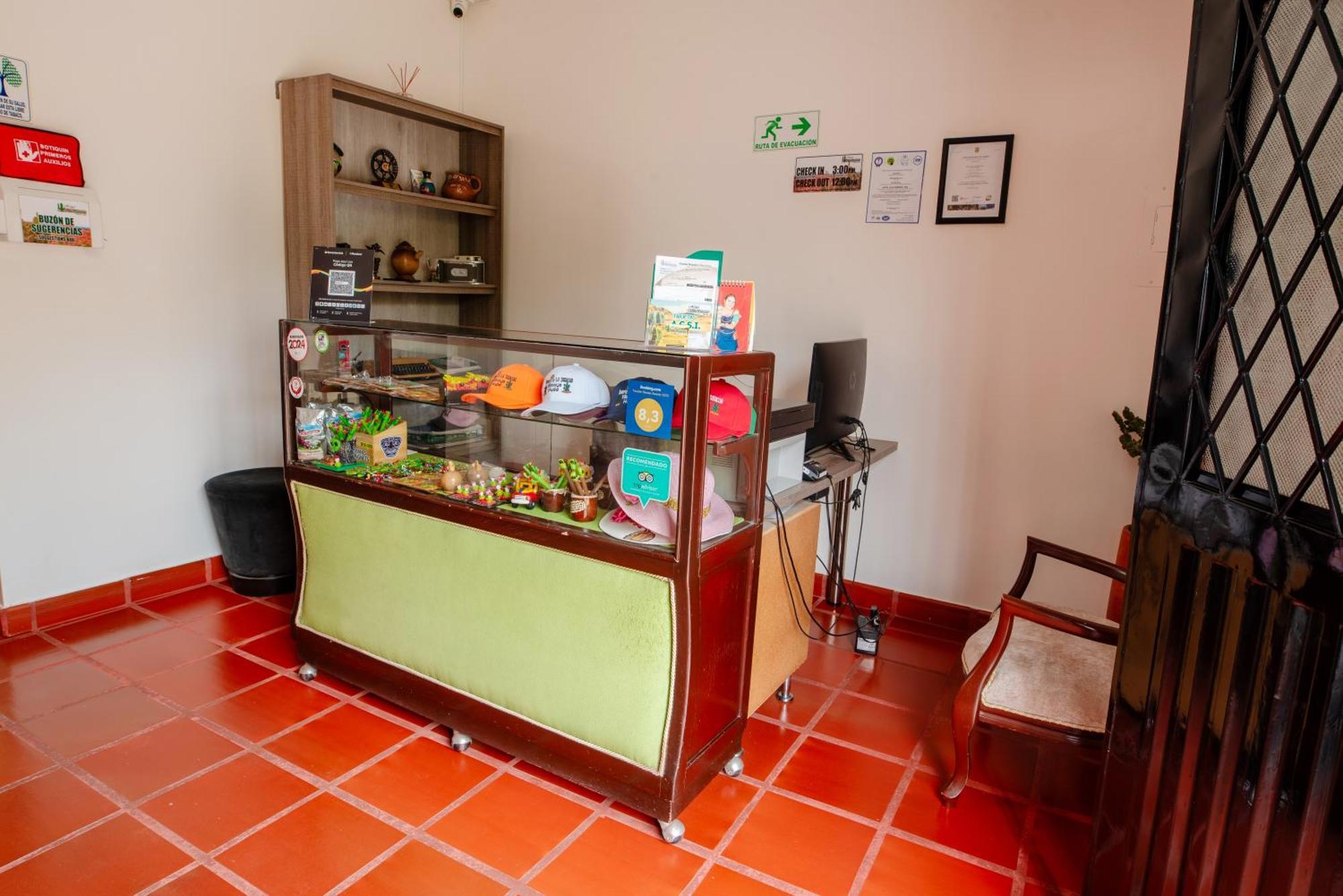 Hotel Villa Paraiso Villavieja Kültér fotó