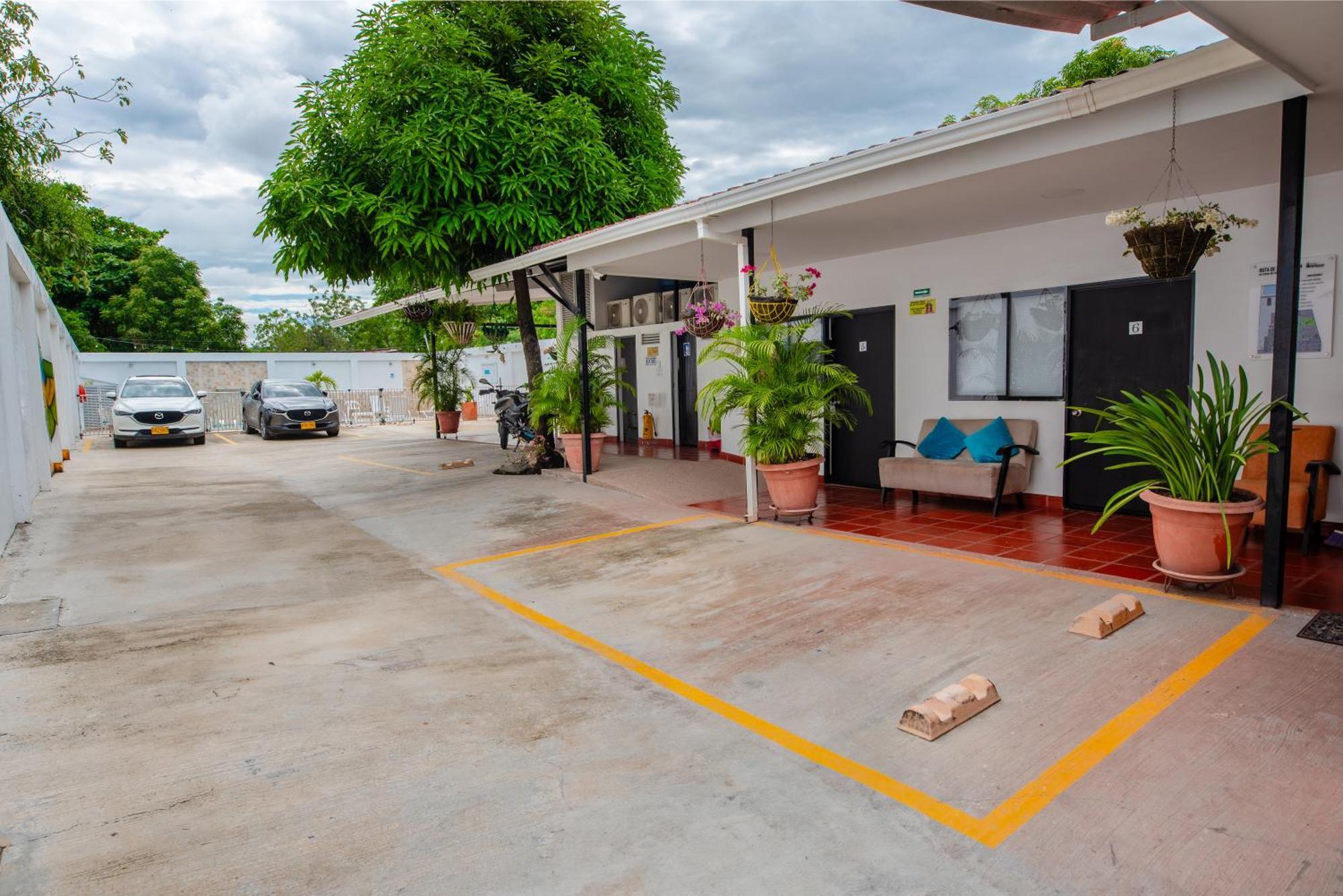 Hotel Villa Paraiso Villavieja Kültér fotó