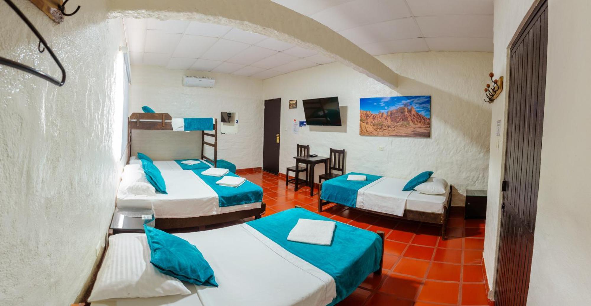 Hotel Villa Paraiso Villavieja Kültér fotó